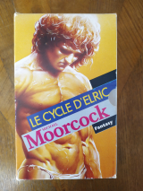 MOORCOCK, Michael. Le Cycle d\'Elric. Presses Pocket Fantasy, 1992. Première édition sous étui réunissant 6 volumes